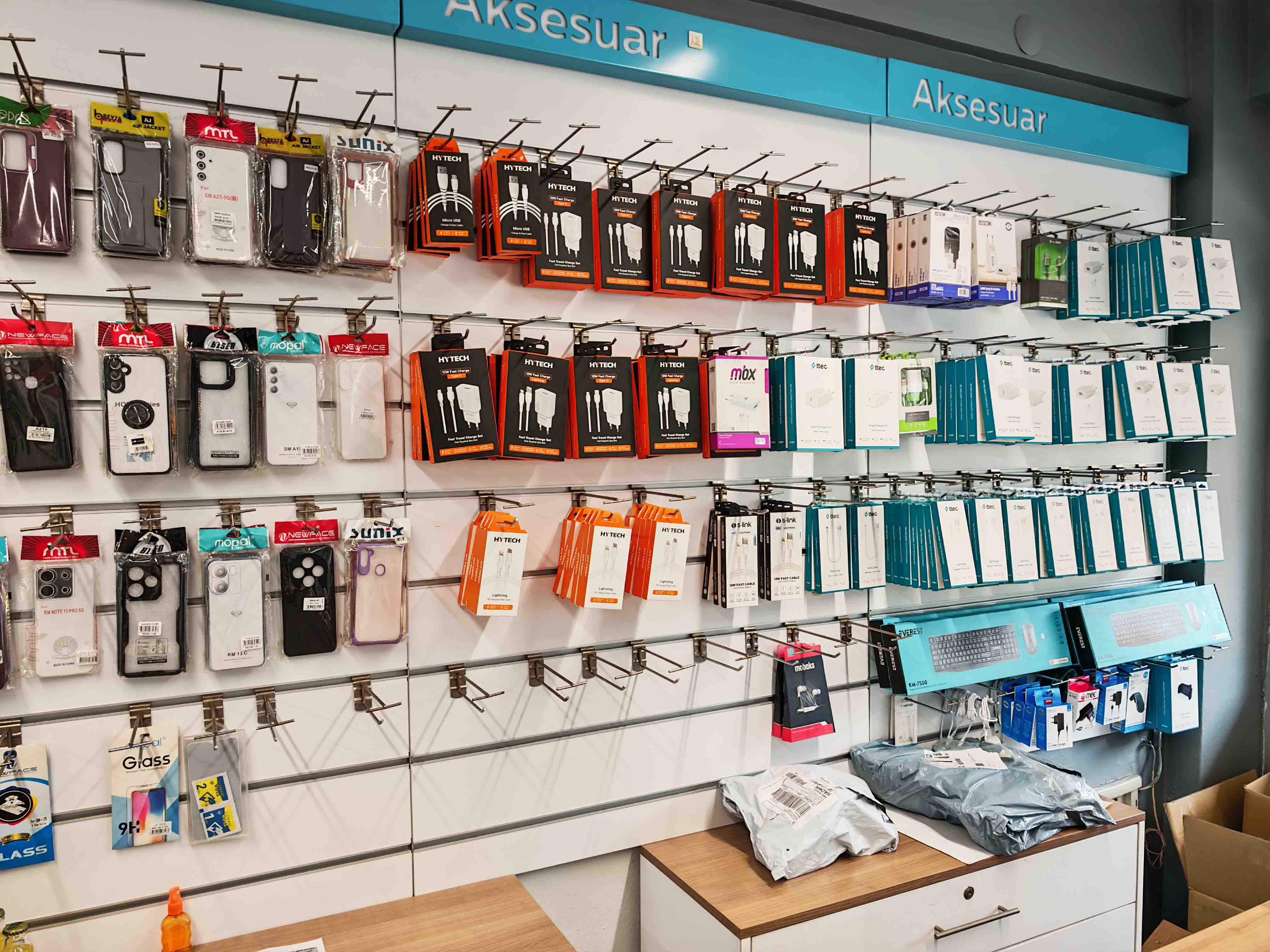 Melih Gürsel İletişim - Fotoğraf 0